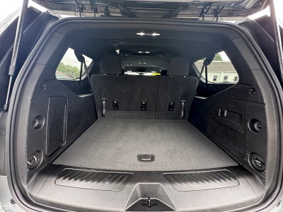 2025 Chevrolet Suburban LS