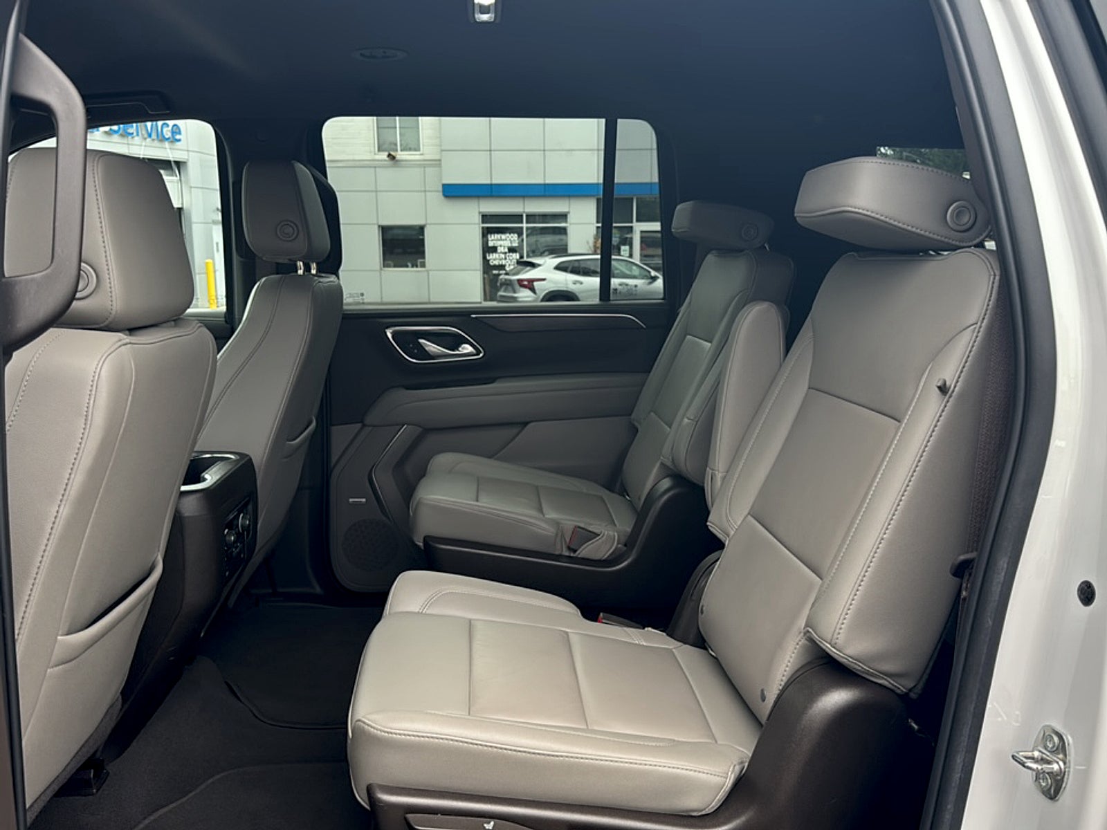 2022 Chevrolet Suburban LT