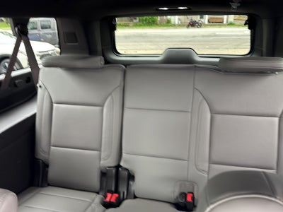 2022 Chevrolet Suburban LT