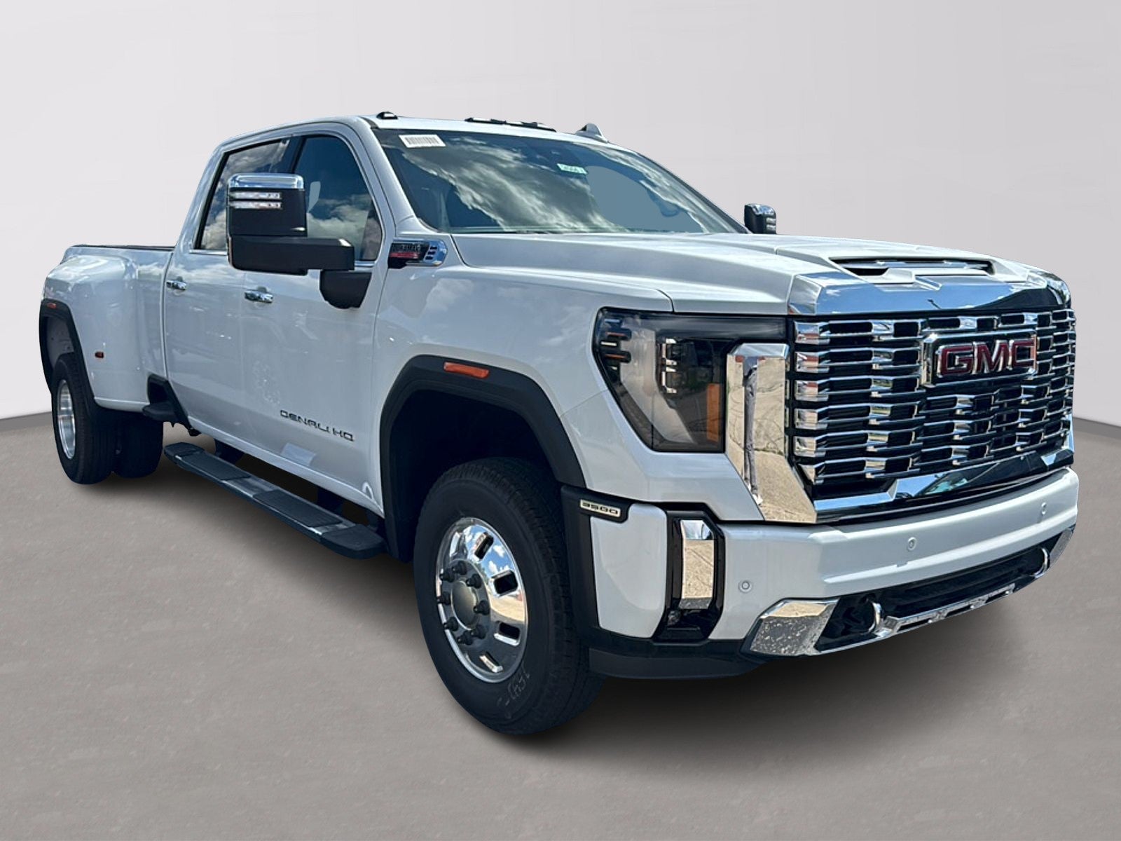 2026 GMC Sierra 3500 HD Denali DRW