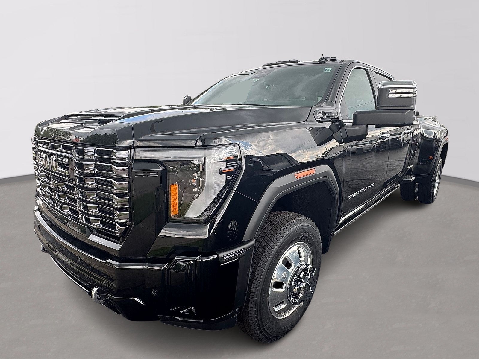 2026 GMC Sierra 3500 HD Denali Ultimate DRW