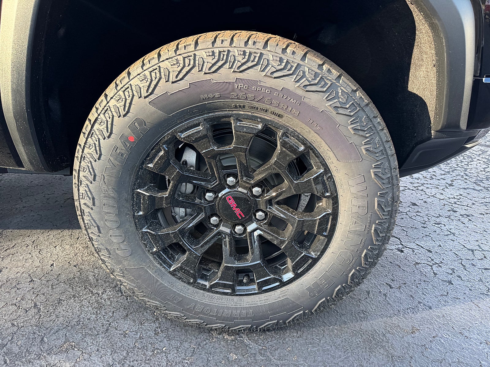 2026 GMC Canyon Elevation