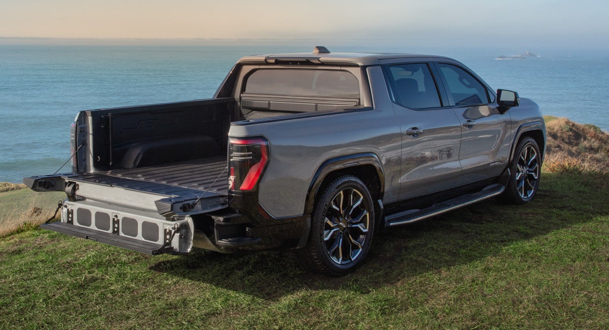 Larkin Cobb GMC in Eaton OH